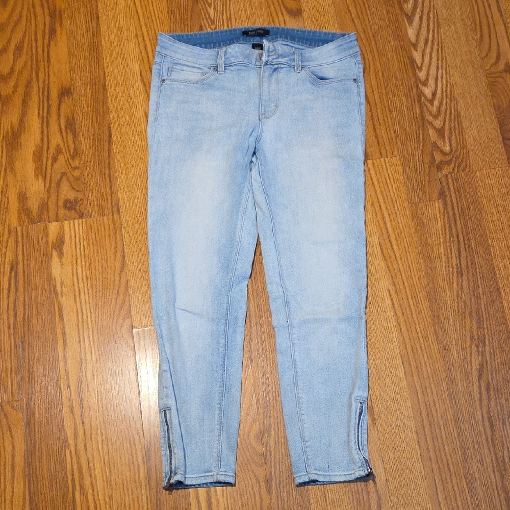 White House Black Market Blue Ankle Cropped Jeans